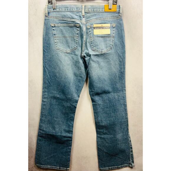 Tommy Hilfiger Low Rise Flare Leg Slim Fit Women’s Jeans Stretch Size 8 NWT - Picture 3 of 14